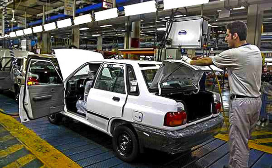 سود تولید خودرو در ایران به جیب یک گروه ۱۰۰ نفری می رود!