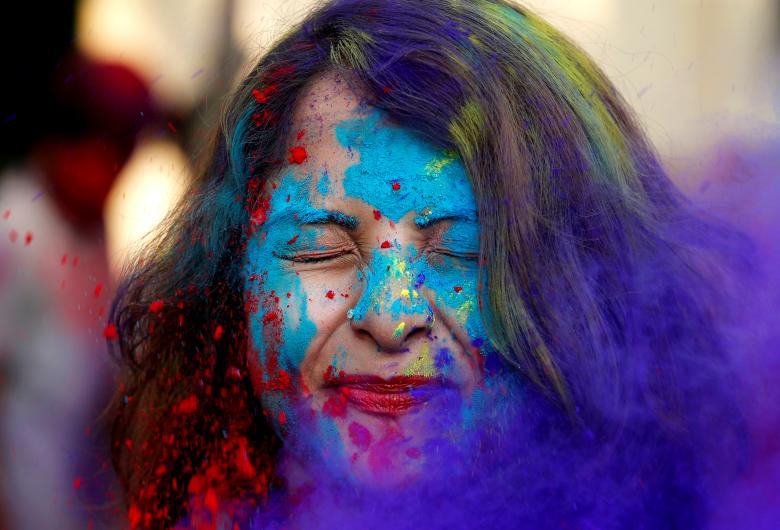 گزارش تصویری فستیوال رنگ و جشن هولی در کلکته هند