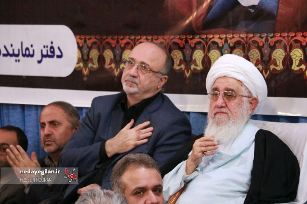 چهره های مغموم در مراسم گرامیداشت آیت الله هاشمی در مصلی رشت