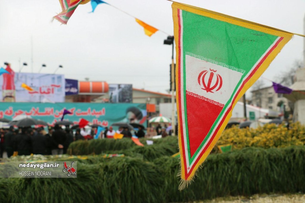 گزارش تصویری راهپیمایی 22 بهمن در رشت (2)