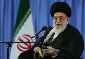 مذاکره، صحبت و تعامل با دشمن به معنای تسلیم شدن در مقابل آن نیست