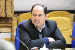 نمی‌توان به بهانه بهره برداری سیاسی نمایندگان رشت اجرای پروژه‌های عمرانی را مختل کرد/با خرید و فروش رای برخورد انتظامی و قضایی می شود/ میدان انتخابات میدان جنگ نیست
