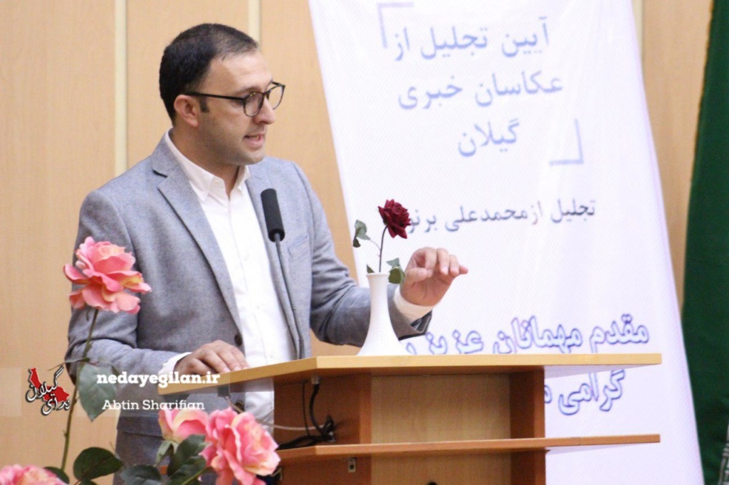 یک عکاس عاشق هیچگاه از سوژه خود فاصله ندارد/عکاس واقعی خود به دنبال واقعیت است