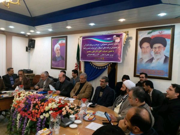 حقوق بازنشستگان و کارگران کافی نیست/ اگر تامین اجتماعی را رها کنیم حدود ۴۰‌میلیون آدم زمین می خورند