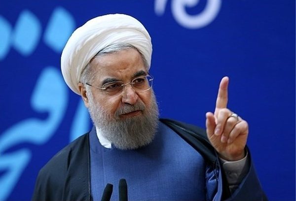 به هیچ عنوان ناامیدی در کشور را نمی‌پسندم/تلاطم این روزها در بازار  ناشی از جنگ روانی است