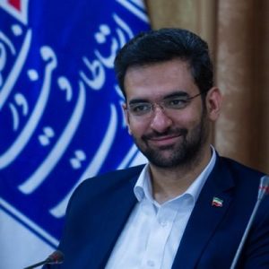 همراه اول بسته اینترنت رایگان به کاربرانش می دهد/۴۰۰ هزار گوشی ایرانی به بازار می آید/۷۳ درصد مردم از شاد استفاده نمی کنند
