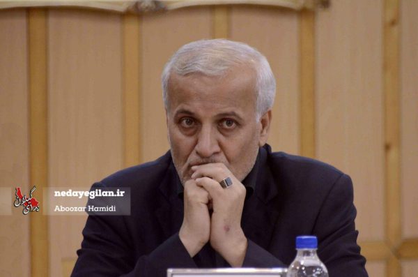 عامل 80 درصد بیکاری واردات و قاچاق است/ارز کالاهای ضروری صرف واردات چای خارجی و موز شد