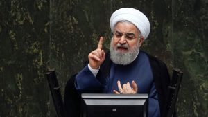 در انتخاب وزرا گاهی استخاره هم با ما همراه نبود/ اینکه گفته شود ابرتورم داریم، دروغ است/ در زمانی کوتاه از مشکلات عبور می‌کنیم