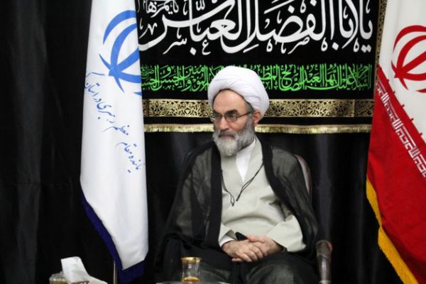 انقلاب اسلامی شگفتی‌های قرآن را به بشریت عرضه کرد