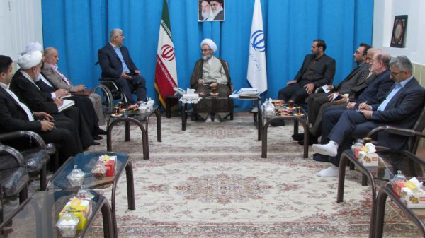 اعتقادی به بستن دهان‌ها نداریم / هیچکس نمی‌تواند مجلس را تخریب کند