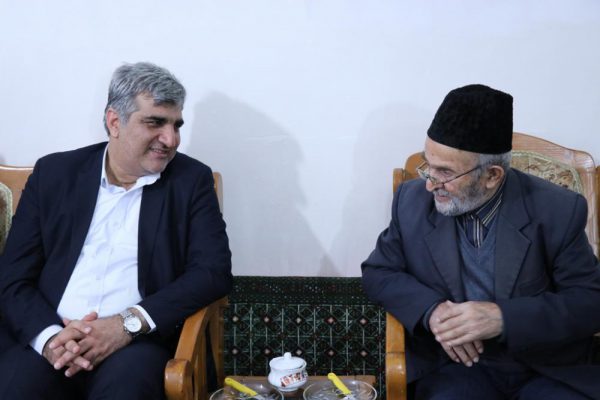 دیدار استاندار گیلان با خانواده شهدای دانش‌آموز