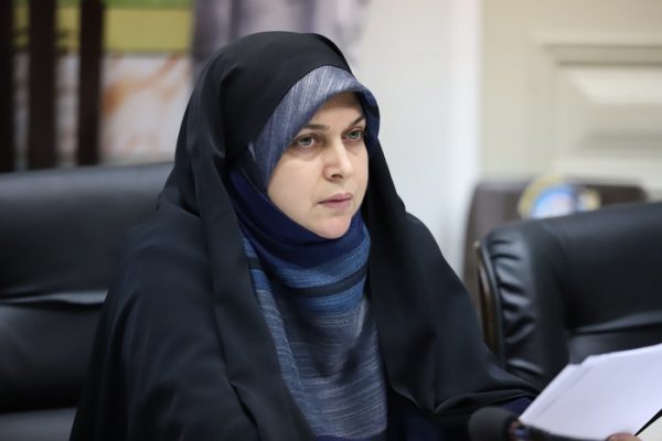 یا خدمت کنیم یا دسته جمعی استعفا بدهیم