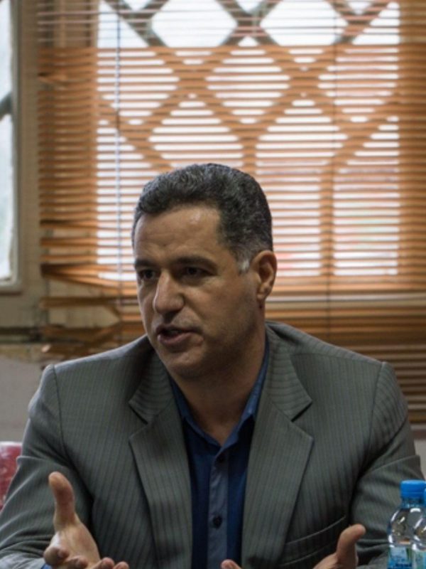 میز خدمت اداره تعاون،کار و رفاه اجتماعی شهرستان رشت، گام بلندی در راستای تکریم ارباب رجوع