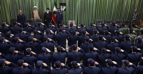 جنجال سلام نظامی فرماندهان ارتش در مقابل علم الهدی/واکنش تند و ادامه دار مردم و مسئولین