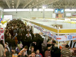برگزاری نمایشگاه‌ها در گیلان لغو شد/مردم نگران تأمین کالاهای اساسی نباشند