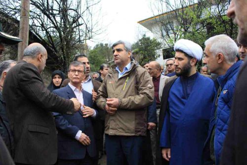 اسکان موقت ساکنان واحدهای آسیب دیده روستای لیلیم املش در رانش زمین