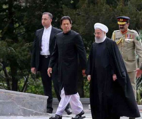 عمران خان در تهران به دنبال چیست؟/چرا ایران باید در رابطه با پاکستان محتاط باشد؟