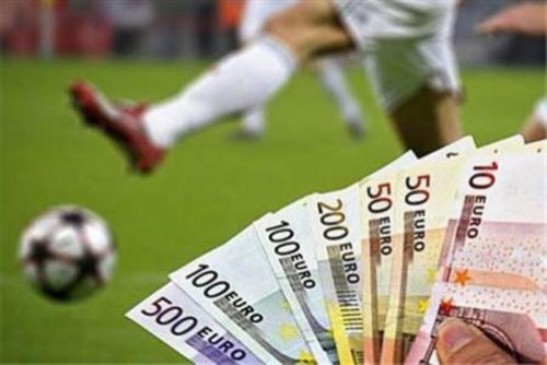 برای هر بازی لیگ برتر 5 میلیون دلار شرط بندی می‌شود/زحمت یکسال ما با سوت داور از بین رفت