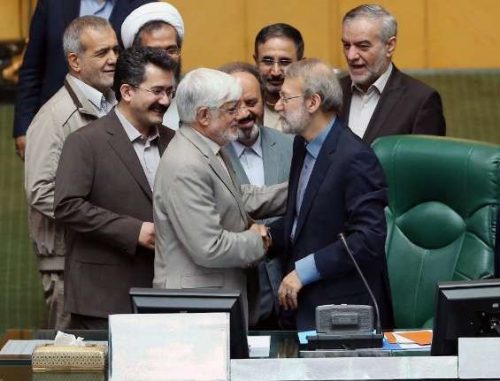 آیا لاریجانی در سال آخر از ریاست مجلس کنار می رود؟/احتمال کنار گذاشتن مطهری از تعرفه فراکسیون امید برای هیات رئیسه