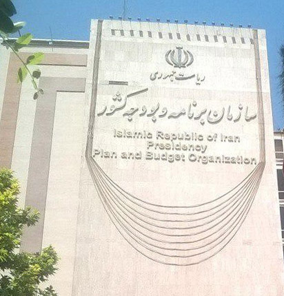 ارز تخصیص یافته به واردات صرف توزیع کالا برگ بین مردم شود