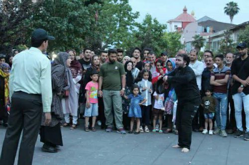 اجرای تئاتر خیابانی «توهم» در دوازدهمین هفته از فصل دوم پروژه تئاتر خیابانی دائم رشت