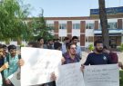 ممنون که داخل سفارت ژاپن نریختید و آتش نزدید/اگر واکنش رهبر معظم انقلاب نبود، حتما خاک سفارت ژاپن به توبره کشیده میشد ممنون که داخل سفارت ژاپن نریختید و آتش نزدید/اگر واکنش رهبر معظم انقلاب نبود، حتما خاک سفارت ژاپن به توبره کشیده میشد