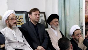 حضور استاندار گیلان در مراسم حضرت سیدالشهدا (ع) در بیت آیت‌الله رودباری