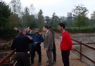 بازدید سرپرست فرمانداری فومن از روستاهای آسیب دیده سیل در زیر باران/ رضایی: نوکری مردم تاکید دولت تدبیر و امید به مدیران است بازدید سرپرست فرمانداری فومن از روستاهای آسیب دیده سیل در زیر باران/ رضایی: نوکری مردم تاکید دولت تدبیر و امید به مدیران است