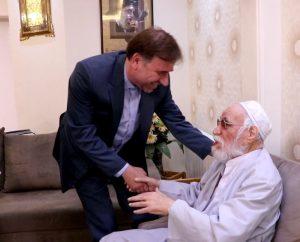 عیادت استاندار گیلان از حجت الاسلام و المسلمین سید احمد قوام