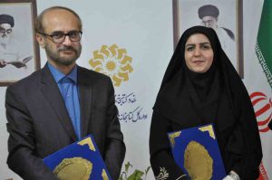 امضای تفاهم نامه همکاری منطقه آزاد انزلی با اداره کل کتابخانه های عمومی استان