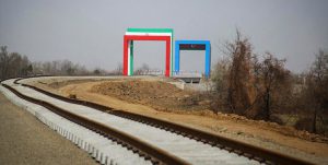 جمهوری آذربایجان به تعهد خود در خصوص بارانداز ریلی آستارا-آستارا عمل نکرده است/عدم وجود فضای کافی برای تخلیه و بارگیری کالا در بارانداز آستارا