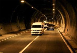 دستگیری عوامل سنگ‌پرانی به خودروها در تونل منجیل رودبار!