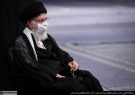 تصاویر دیدنی از عزاداری تک نفره رهبر انقلاب در حسینه امام تصاویر دیدنی از عزاداری تک نفره رهبر انقلاب در حسینه امام