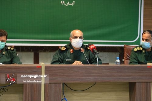 برخی دوستان نادان بر طبل ناامیدی می‌کوبند/عمده مشکلات مربوط به پشت پرده است/حل مشکلات کشور با وجود مسئولین فعلی امکان پذیر نیست