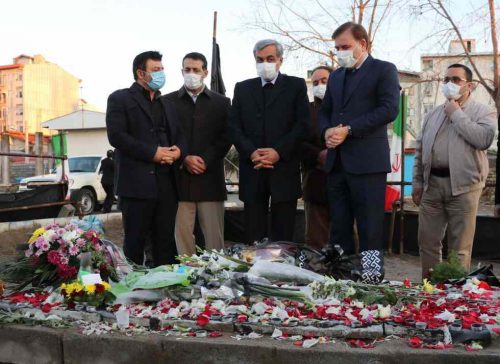 استاندار گیلان بر مزار رضا نظری حاضر شد