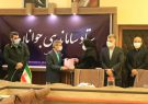 تقدیر از یونس محمودی به عنوان اولین فرماندار مشارکت کننده در لیگ تندرستی فدراسیون ورزشهای همگانی تقدیر از یونس محمودی به عنوان اولین فرماندار مشارکت کننده در لیگ تندرستی فدراسیون ورزشهای همگانی