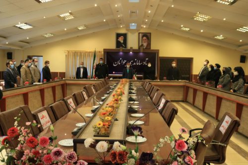 گزارش تصویری تقدیر از یونس محمودی به عنوان اولین فرماندار مشارکت کننده در لیگ تندرستی فدراسیون ورزشهای همگانی