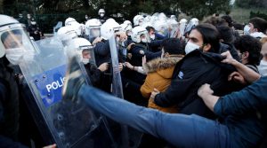 ماجرای اعتراضات دانشجویان در ترکیه چیست؟/آیا اردوغان با کودتای نرم روبه رو خواهد شد؟