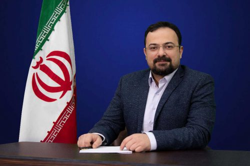 از بازی در سپید رود رشت تا رتبه برتر کنکور/ از مدیر عاملی هلدینگ صنعت برق و انرژی تا کارآفرینی برای ۱۳۰ جوان رشتی