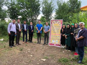 بازدید از کارگاه گلاب گیری روستای گیلده شهرستان شفت