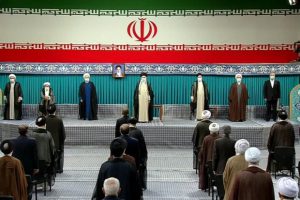 رهبر معظم انقلاب حکم ریاست جمهوری سید ابراهیم رئیسی را اعطا کردند|رئیس جمهور حرکت کشور به سمت جایگاه شایسته‌اش را شتاب بخشد