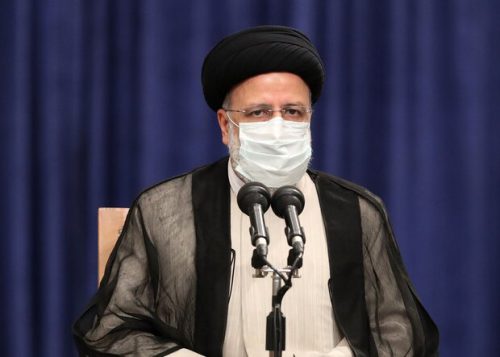 ما یک برنامه تحولی آنی، فوری و کوتاه مدت برای مواجه با مسائل پیش‌رو مشخص کردیم