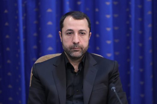 علی صالح آبادی رئیس کل بانک مرکزی شد/ از منفعت مردم، نظام و کشور کوتاه نیایید
