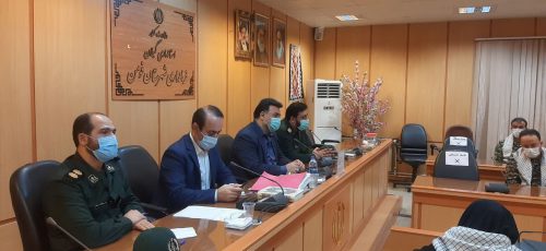 نشست صمیمی جمعی از بسیجیان فومن با فرماندار این شهرستان