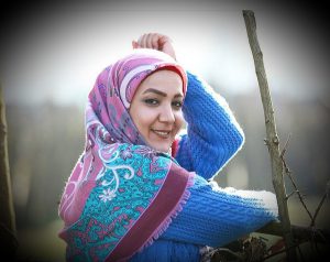 طوبی رحمان نیا:مهمترین هدف من در زندگی سالم وشاد زیستن است/اول به وظایف مادری ام می رسیدم وسپس بازیگری وکار/همسرم بسیار حامی من هستند
