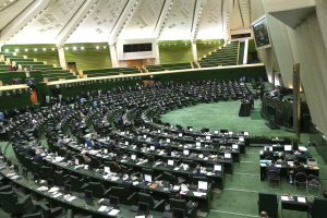 تصمیم مجلس درباره وجوه حق بیمه قابل انتقال بین صندوق‌های بازنشستگی