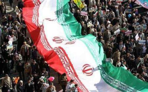 راهپیمایی ۲۲ بهمن در شهرستان‌های گیلان لغو شد/ تجمع یک ساعته مردم رشت در مراسم جشن انقلاب