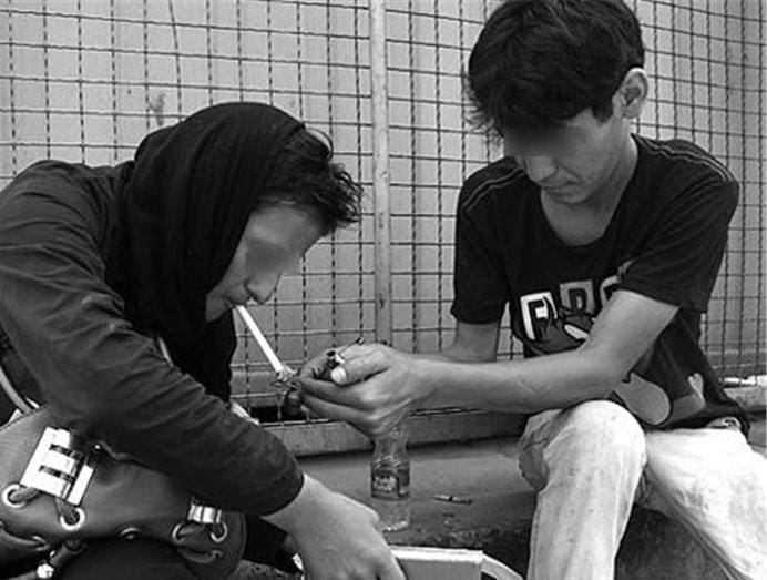 ماجرای دختر دانشجوی رشتی که دوست پسرش او را معتاد کرد! ماجرای دختر دانشجوی رشتی که دوست پسرش او را معتاد کرد!