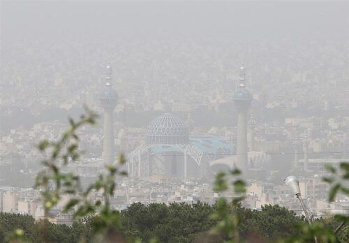 کاهش آلودگی هوای گیلان/ شهروندان همچنان از ماسک استفاده کنند