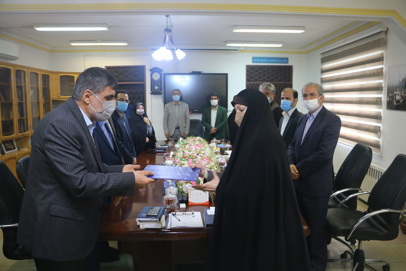 زینب کریمی معاون آموزش ابتدایی آموزش و پرورش استان گیلان شد زینب کریمی معاون آموزش ابتدایی آموزش و پرورش استان گیلان شد